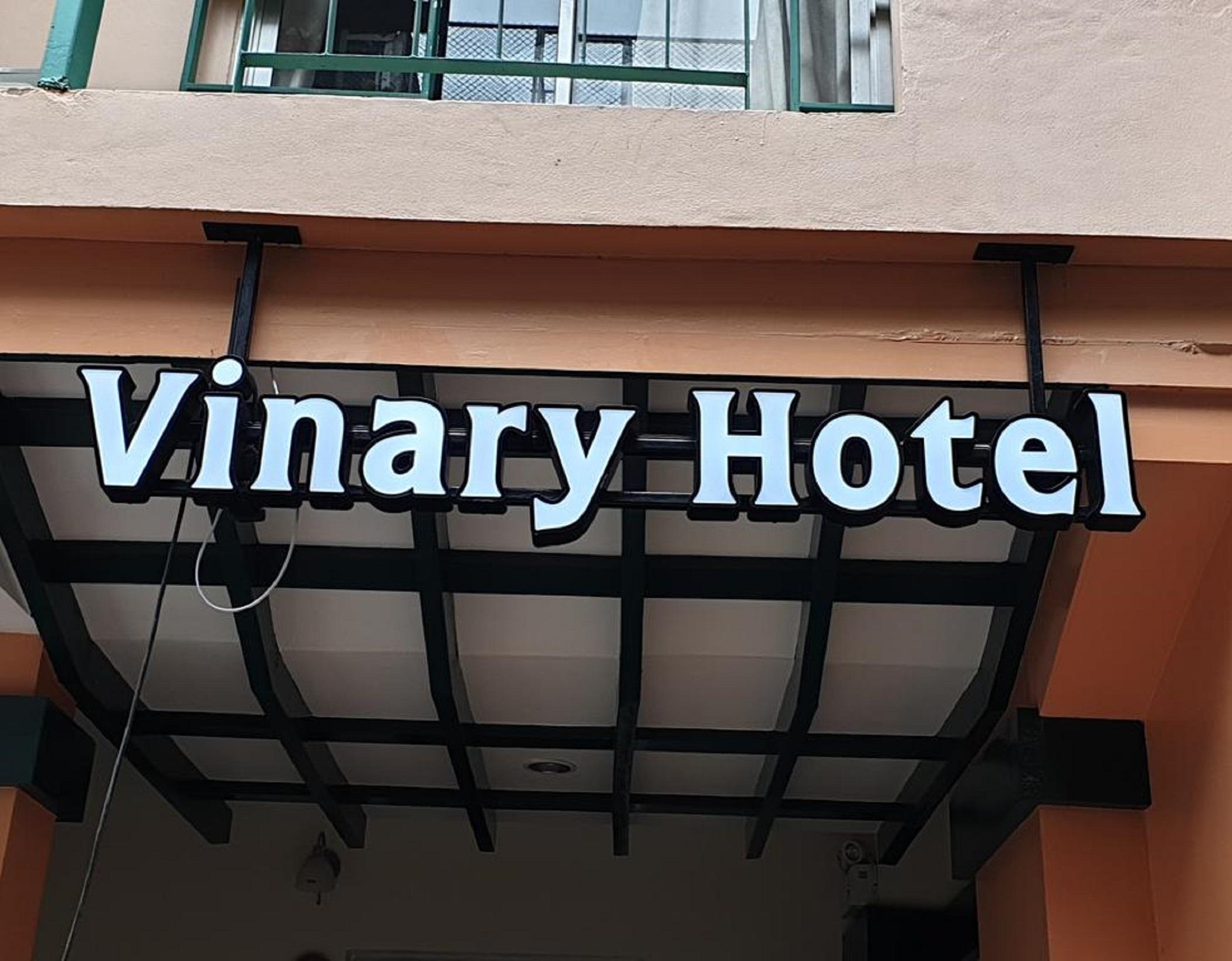 Vinary Hotel Sukhumvit Бангкок Екстер'єр фото